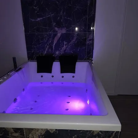 Jacuzzi